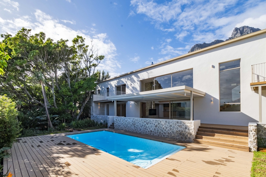 5 Bedroom Property for Sale in Camps Bay Western Cape